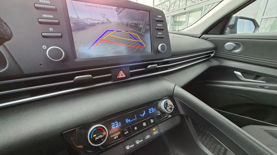 HYUNDAI Elantra Elantra 1.6 Smart