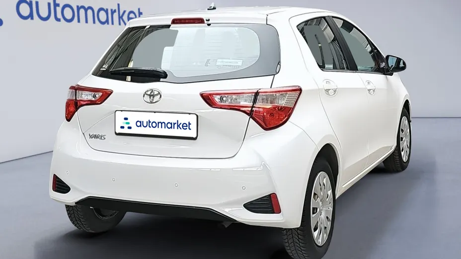 TOYOTA Yaris Yaris 1.5 Active