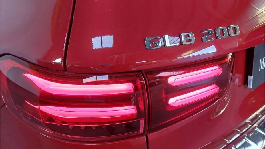 MERCEDES-BENZ GLB GLB 200 mHEV Progressive 7G-DCT