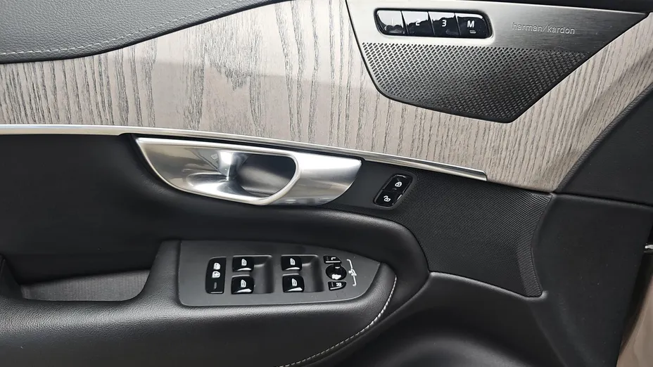 VOLVO XC90 XC90 B5 D AWD Plus Bright 7os aut