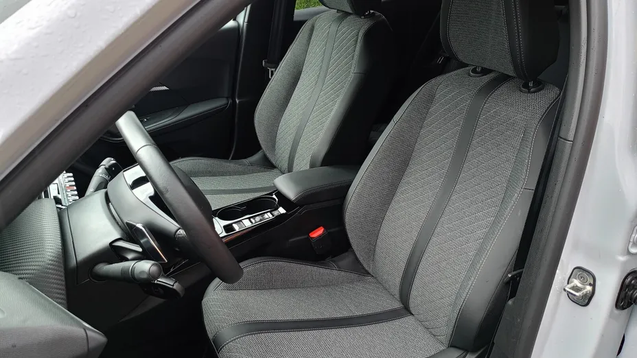 PEUGEOT 2008 -