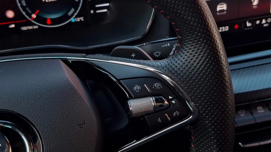 SKODA Octavia Octavia 2.0 TDI 4x4 RS DSG