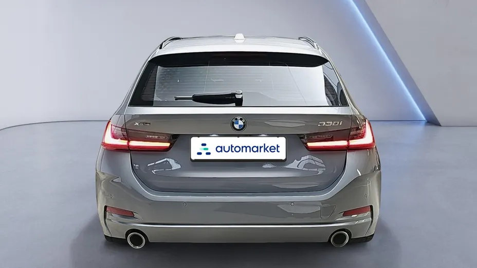 BMW Seria 3 330i xDrive aut