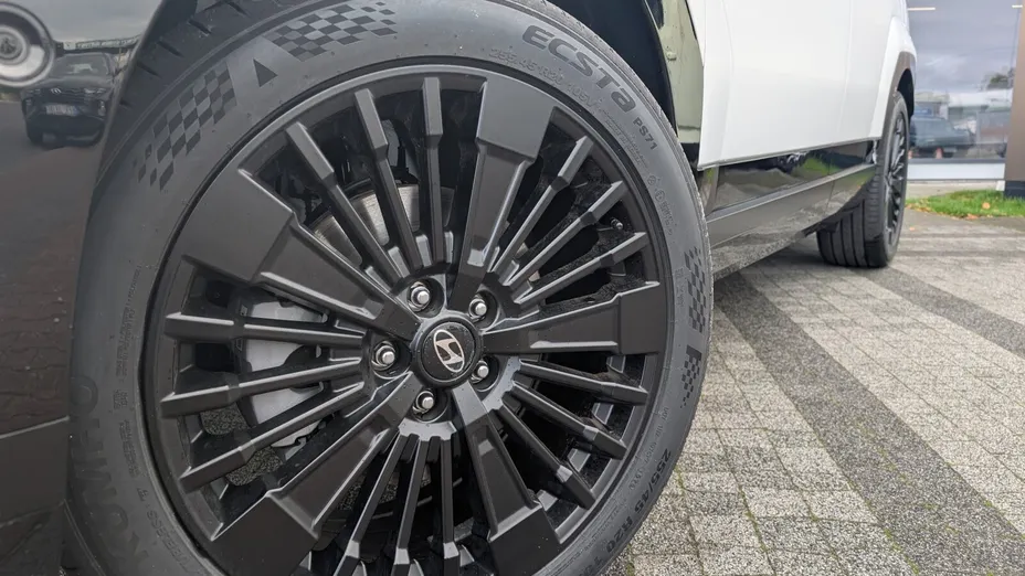 HYUNDAI Santa Fe Santa Fe 1.6 T-GDI HEV Calligraphy 4WD aut 6os. Nowy