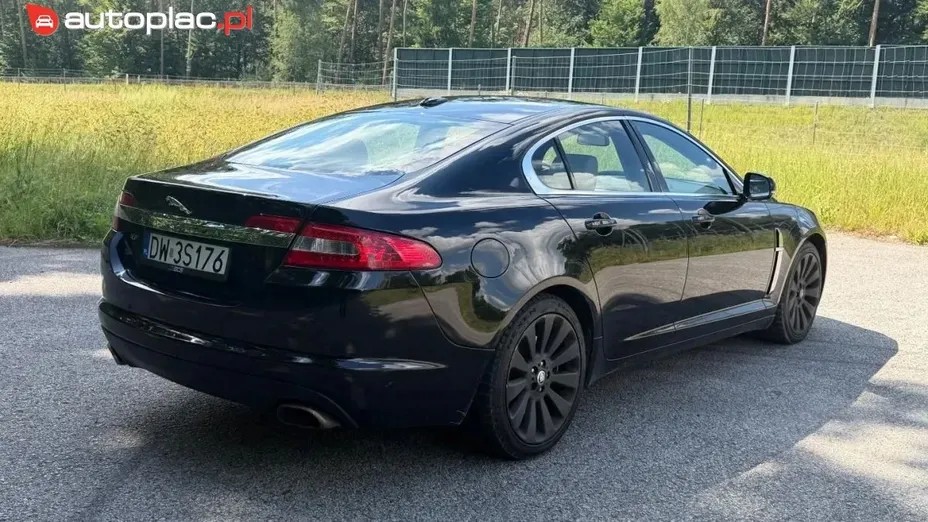 JAGUAR XF XF 5.0 V8 Premium Luxury