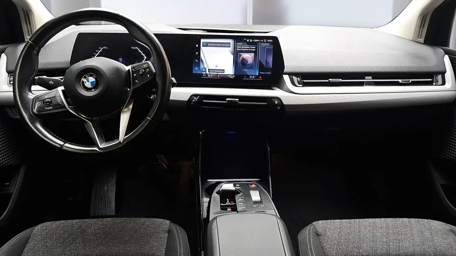 BMW Seria 2 218i aut