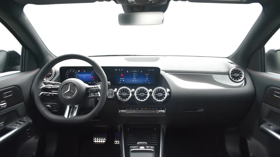 MERCEDES-BENZ GLA GLA 200 d AMG Line 8G-DCT