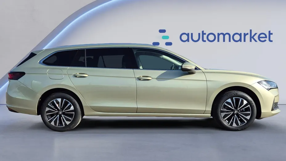 SKODA Superb Superb 1.5 TSI mHEV Drive DSG
