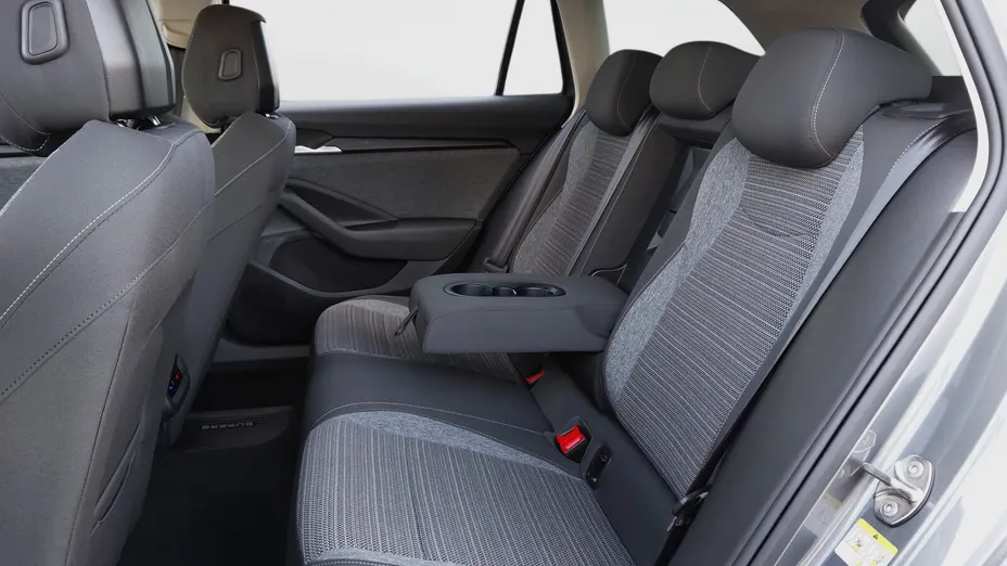 SKODA Superb Superb 2.0 TDI SCR Selection DSG
