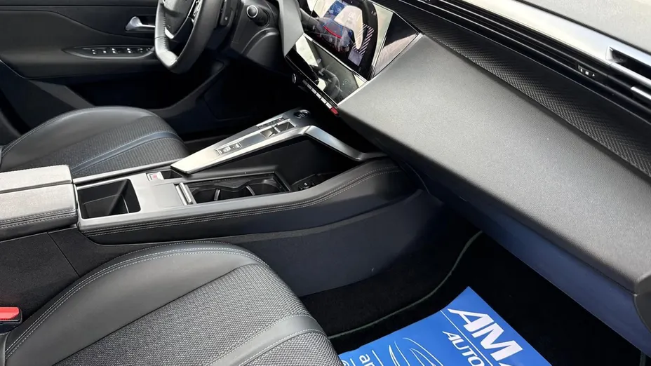 PEUGEOT 308 -