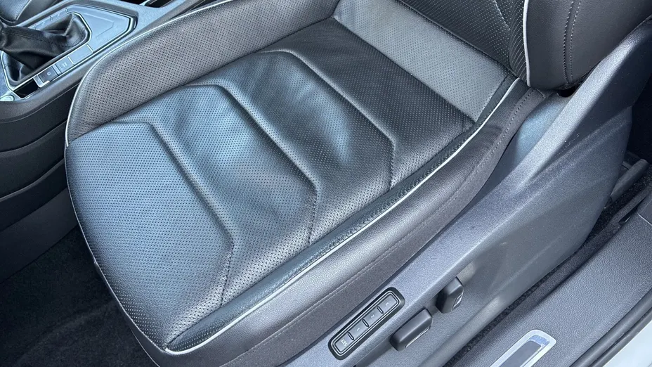 VOLKSWAGEN Tiguan Allspace -