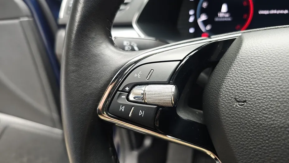 SKODA Superb Superb 2.0 TDI SCR Ambition