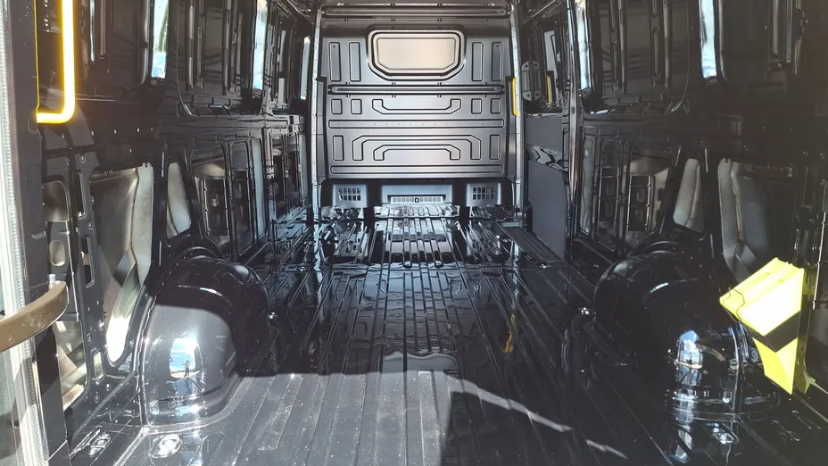 VOLKSWAGEN Crafter Crafter 35 BiTDI (14,4m3) Nowy