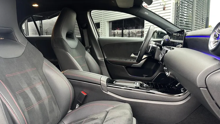 MERCEDES-BENZ A Klasa A 200 7G-DCT