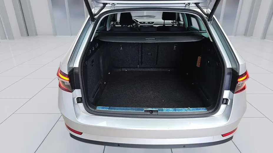 SKODA Superb Superb 2.0 TDI SCR 4x4 Style DSG