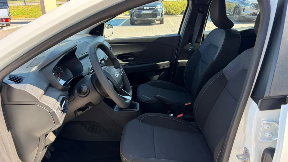 DACIA Sandero Sandero 1.0 TCe100 Essential Nowy