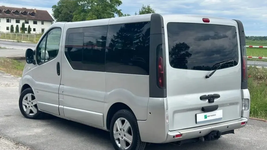 OPEL Vivaro -