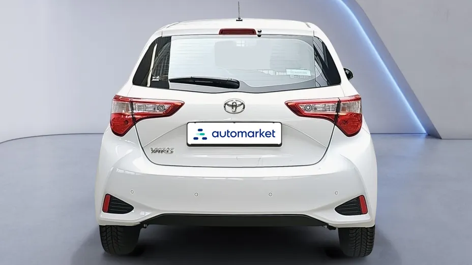 TOYOTA Yaris Yaris 1.5 Active