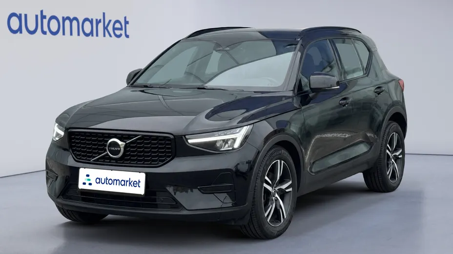 VOLVO XC40 XC40 B3 Plus Dark aut