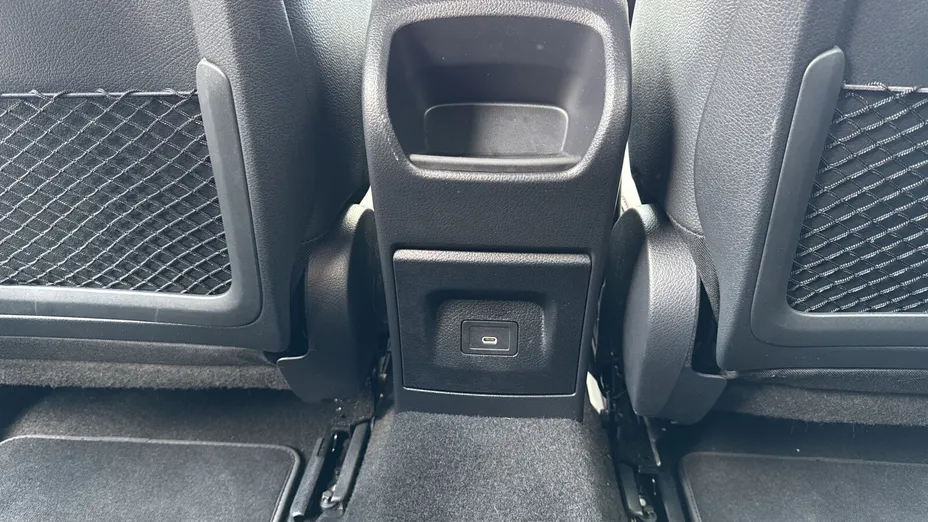 MERCEDES-BENZ A Klasa A 200 AMG Line 7G-DCT