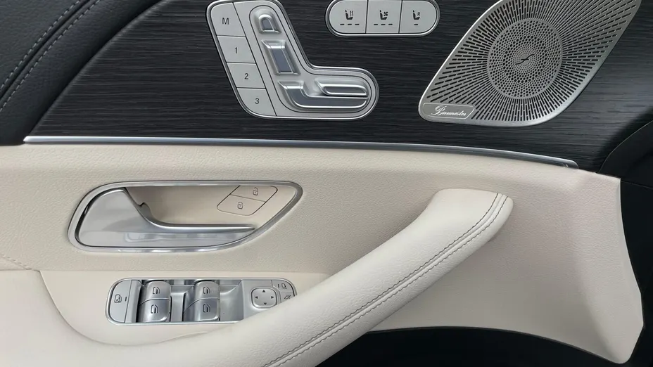 MERCEDES-BENZ GLE GLE 300 d mHEV 4-Matic AMG Line Nowy