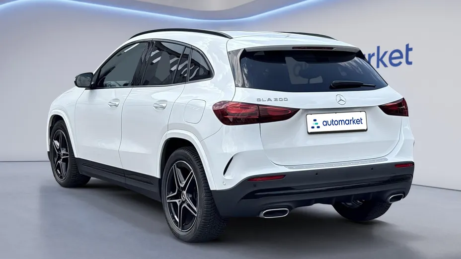 MERCEDES-BENZ GLA GLA 200 mHEV AMG Line 7G-DCT