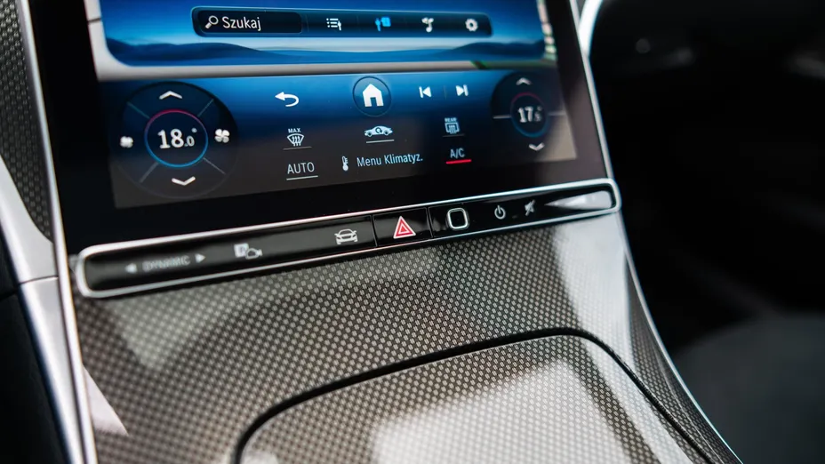 MERCEDES-BENZ C Klasa C 220 d mHEV 4-Matic AMG