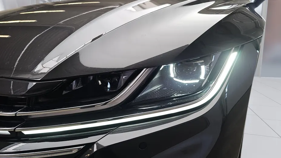 VOLKSWAGEN Arteon Arteon 2.0 TSI R-Line DSG