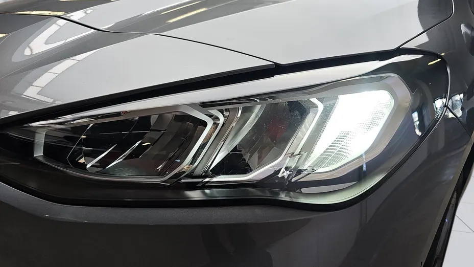 BMW Seria 2 218i aut