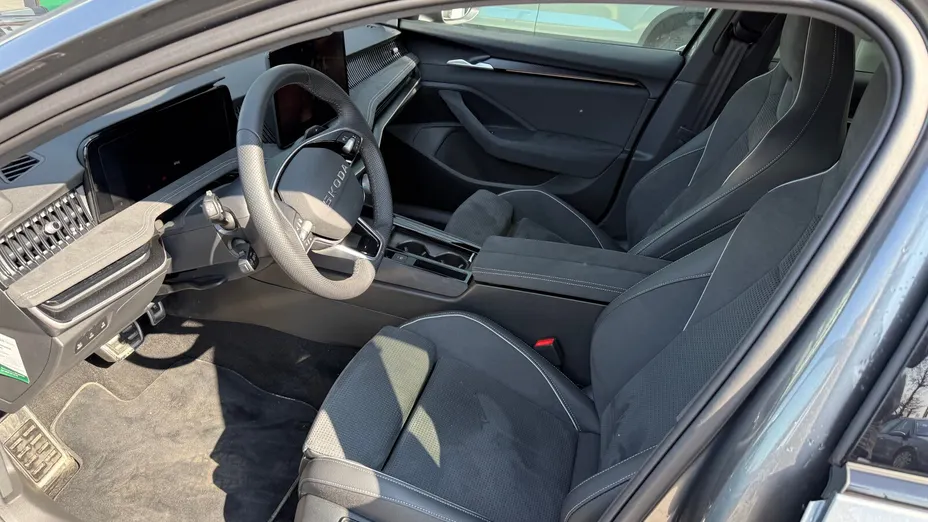 SKODA Superb Superb 1.5 TSI Plug-in Hybrid Sportline DSG Nowy