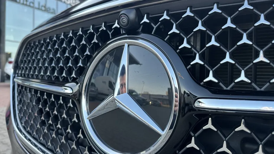 MERCEDES-BENZ E Klasa E 220 d mHEV 4-Matic Avantgarde 9G-Tronic