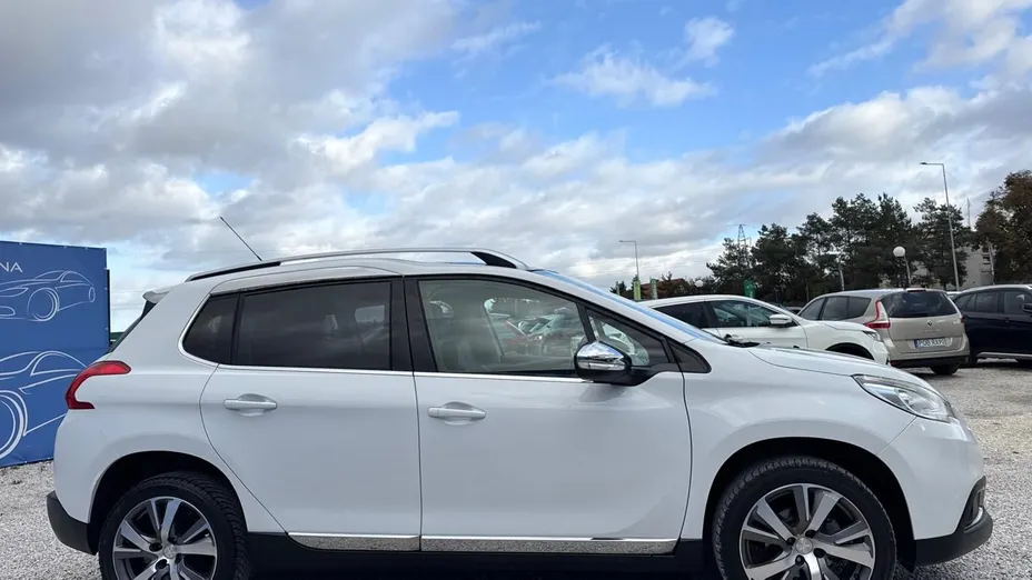 PEUGEOT 2008 -