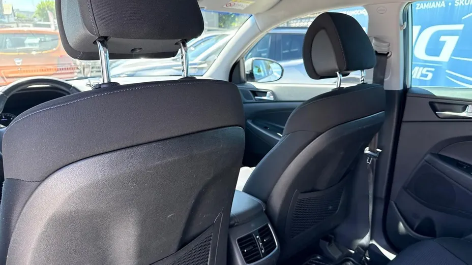 HYUNDAI Tucson -