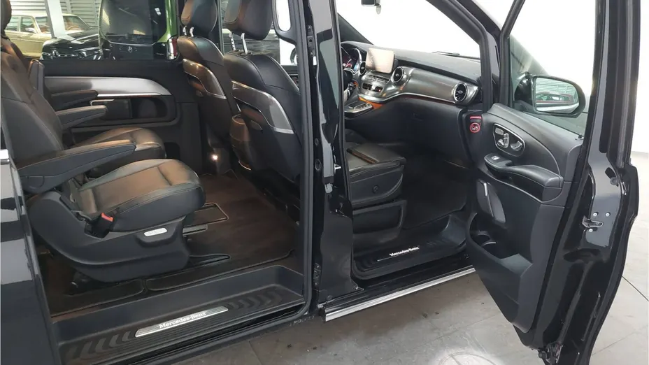 MERCEDES-BENZ V Klasa V 300 d 4-Matic Exclusive 9G-Tronic (długi)