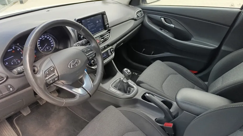 HYUNDAI i30 i30 1.0 T-GDI Smart