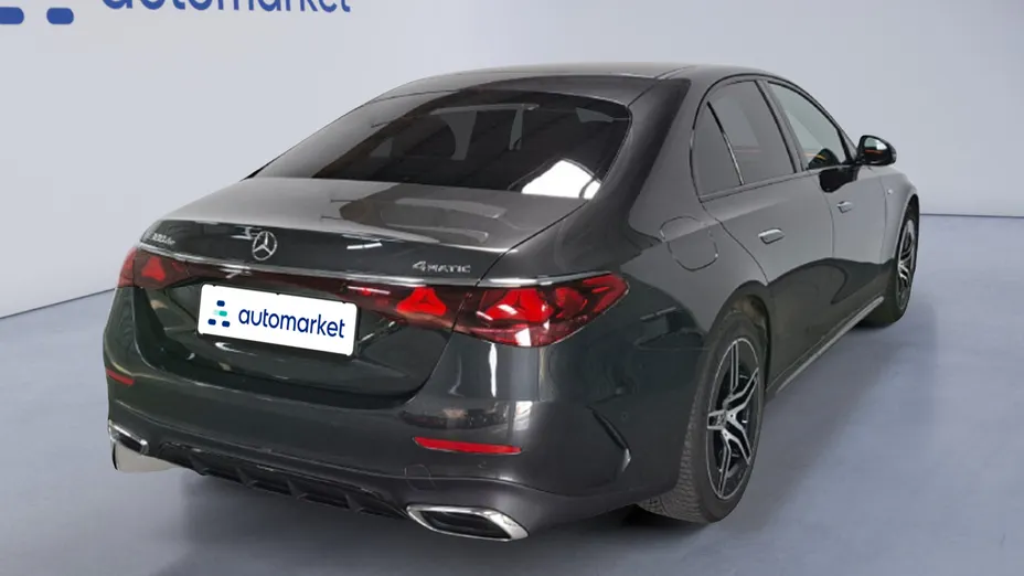 MERCEDES-BENZ E Klasa E 300 de PHEV 4-Matic AMG 9G-Tronic