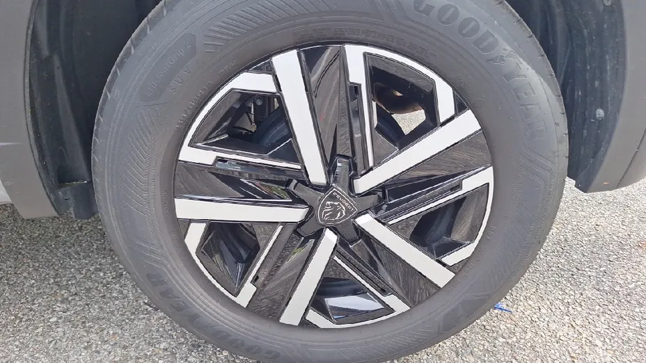PEUGEOT 2008 -