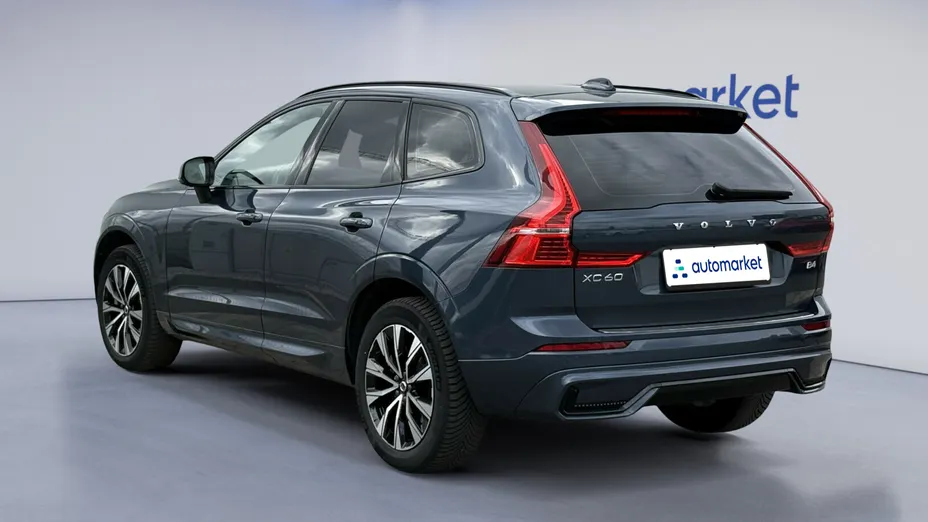 VOLVO XC60 XC60 B4 D Plus Dark aut