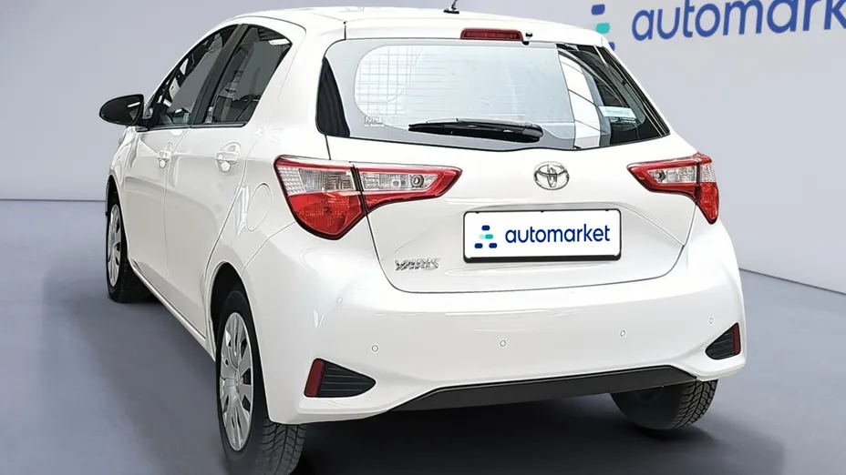 TOYOTA Yaris Yaris 1.5 Active