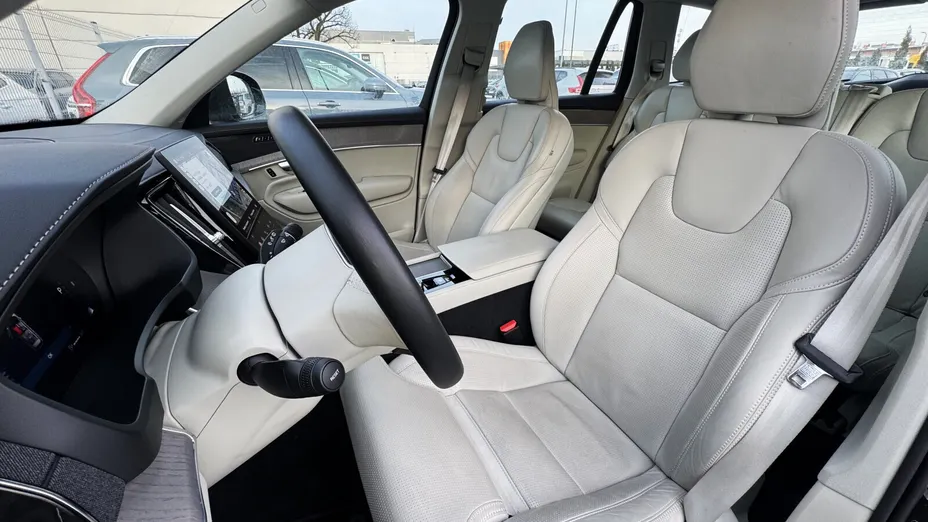 VOLVO XC90 XC90 B5 B AWD Plus Bright 7os aut