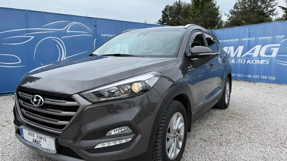 HYUNDAI Tucson -