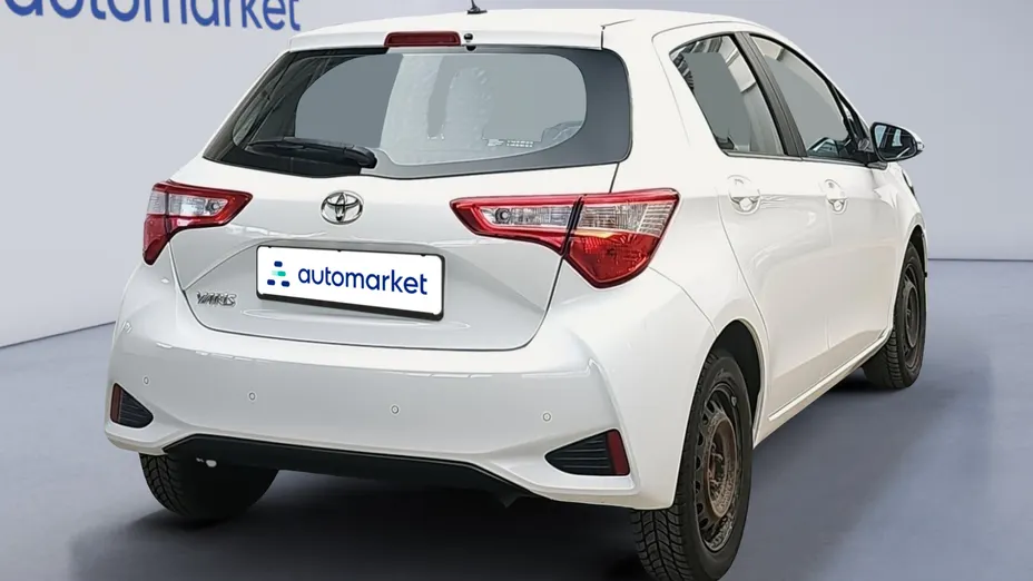 TOYOTA Yaris Yaris 1.5 Active