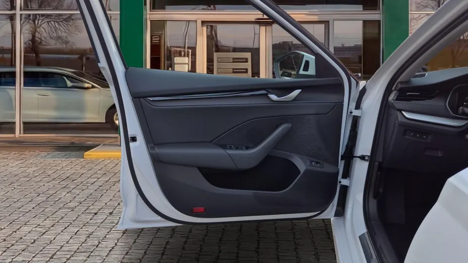 SKODA Octavia Octavia 1.5 TSI mHEV Drive Selection DSG Nowy