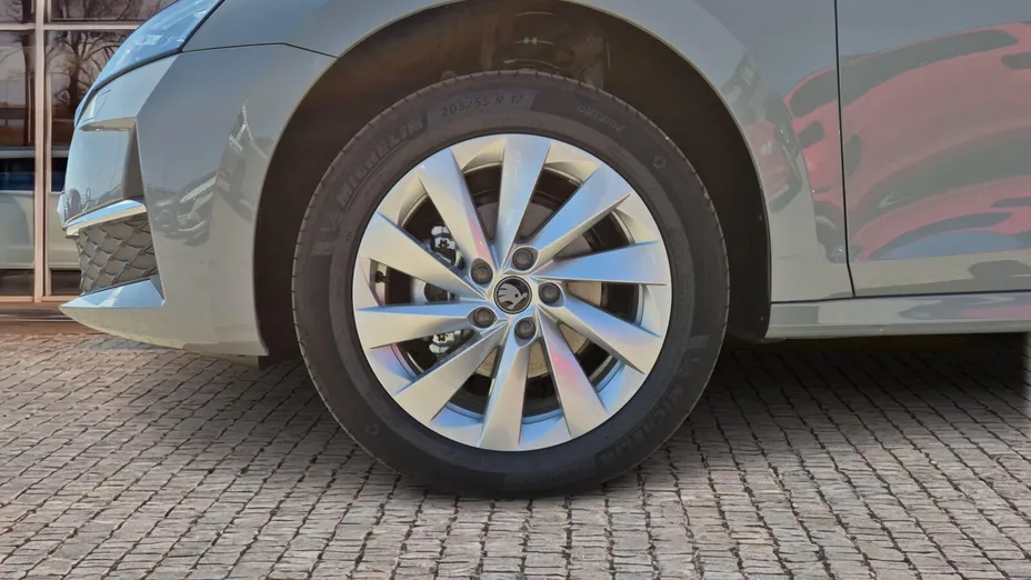 SKODA Octavia Octavia 1.5 TSI mHEV Drive Selection DSG Nowy