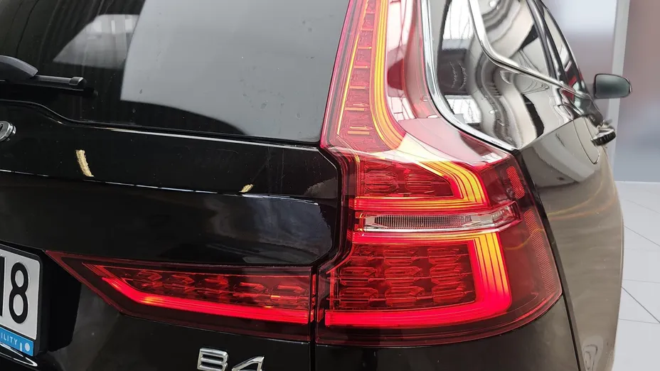 VOLVO V60 V60 B4 B Core aut