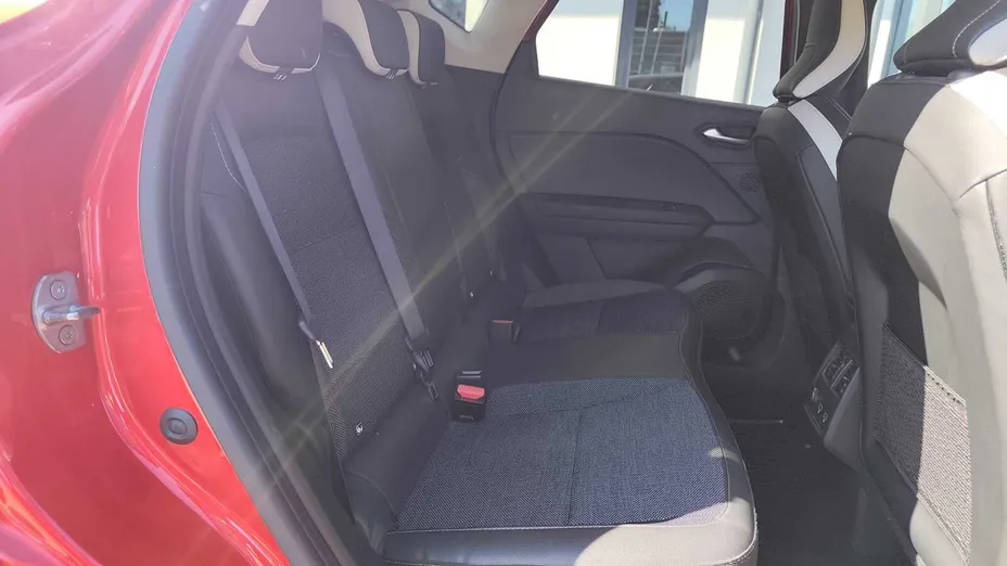 RENAULT Captur Captur 1.0 TCe Techno