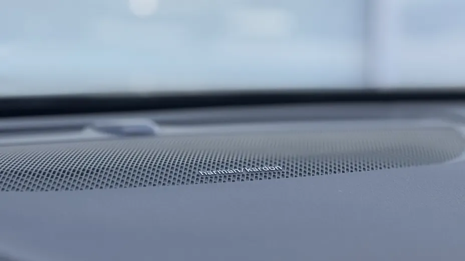 VOLVO V90 V90 T8 AWD Plug-In Hybrid Plus Dark aut