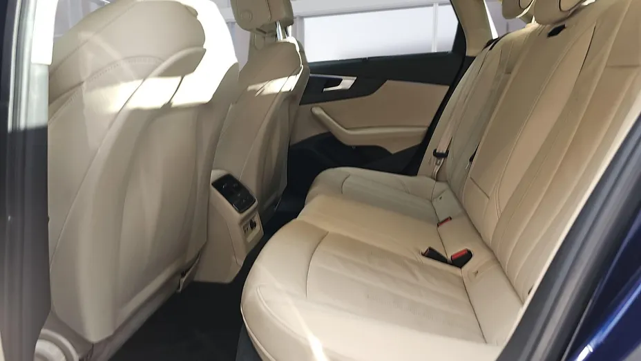 AUDI A4 A4 35 TFSI mHEV S tronic