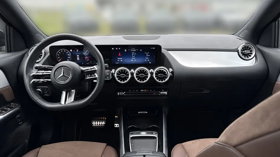 MERCEDES-BENZ GLA GLA 200 mHEV AMG Line 7G-DCT