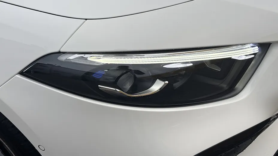 MERCEDES-BENZ A Klasa A 250 e PHEV AMG Line 8G-DCT